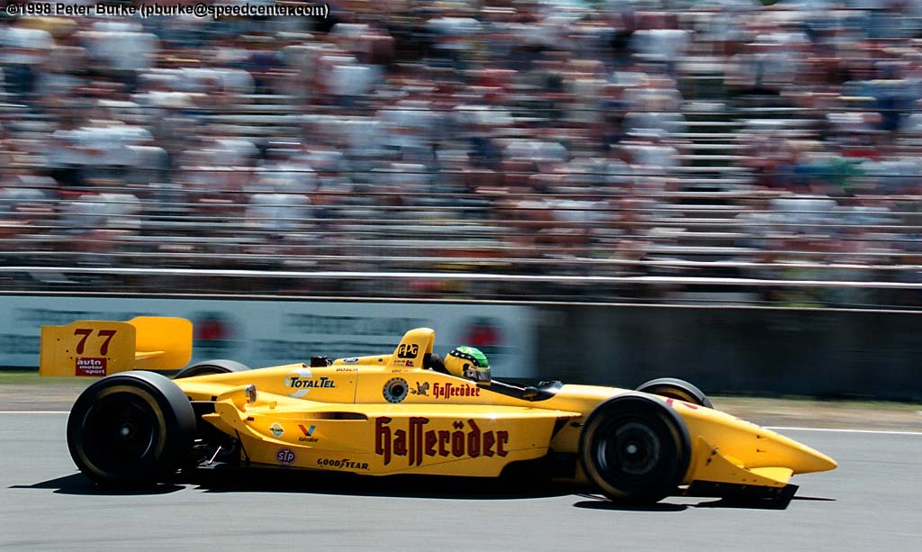 Auch Arnd Meier fuhr aufgrund des unterlegenen Equipments oft hoffnungslos hinterher &mdash; Portland, 1998.