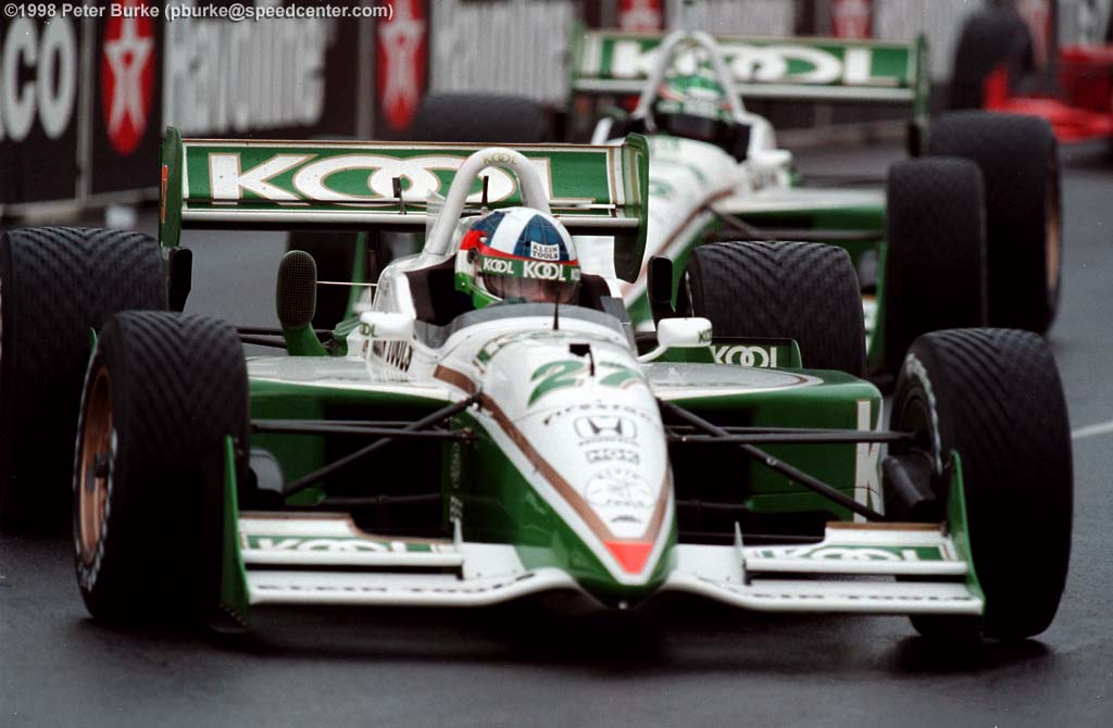 Zwei KOOLe Typen: Dario Franchitti verfolgt von Paul Tracy &mdash; Houston, 1997.