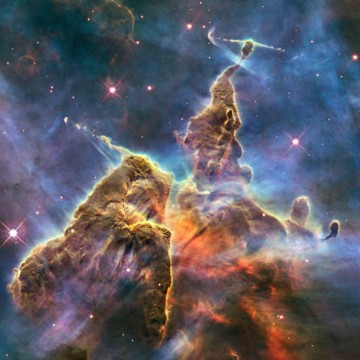 Hubble schaut am 20. Jahrestag zum «Mystic Mountain»