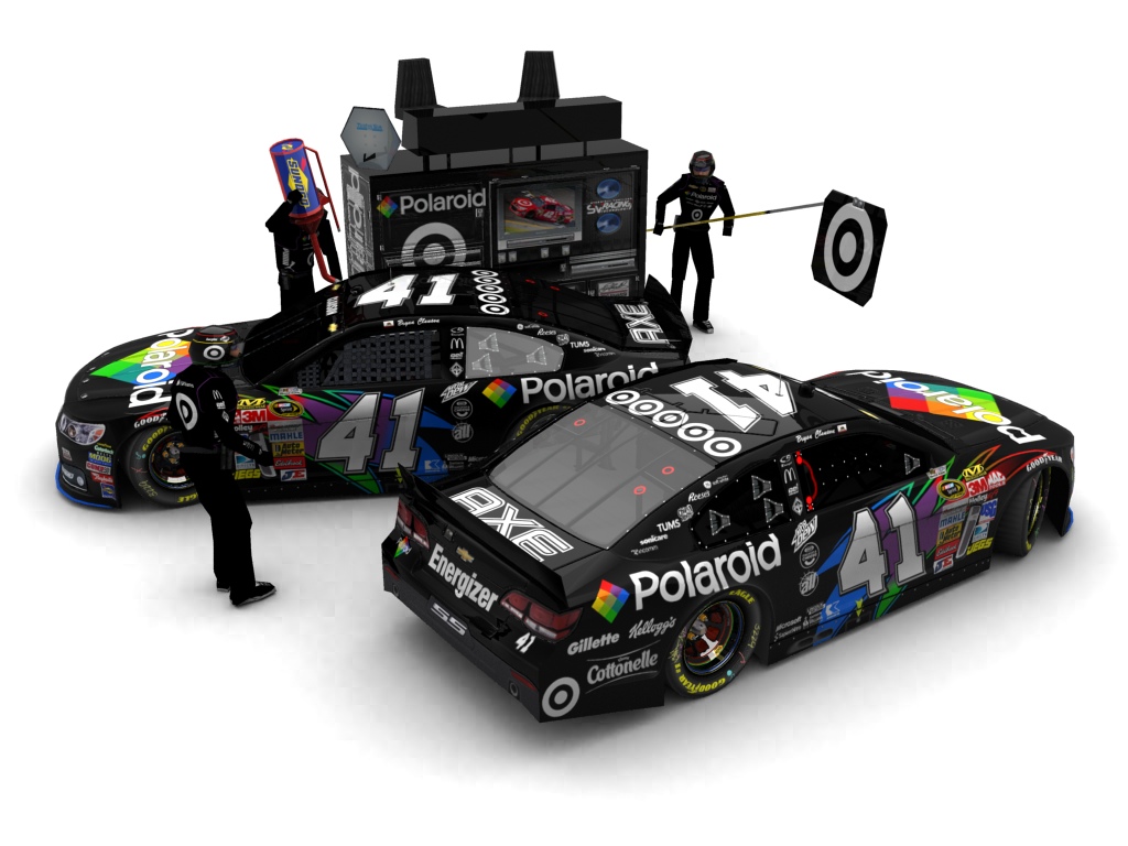 2013 Earnhardt Ganassi Racing, #41, Bryan Clauson, Chevrolet SS, Goodyear Eagle, Polaroid (Seitlicher Blick auf zwei Fahrzeuge & Pitcrew)