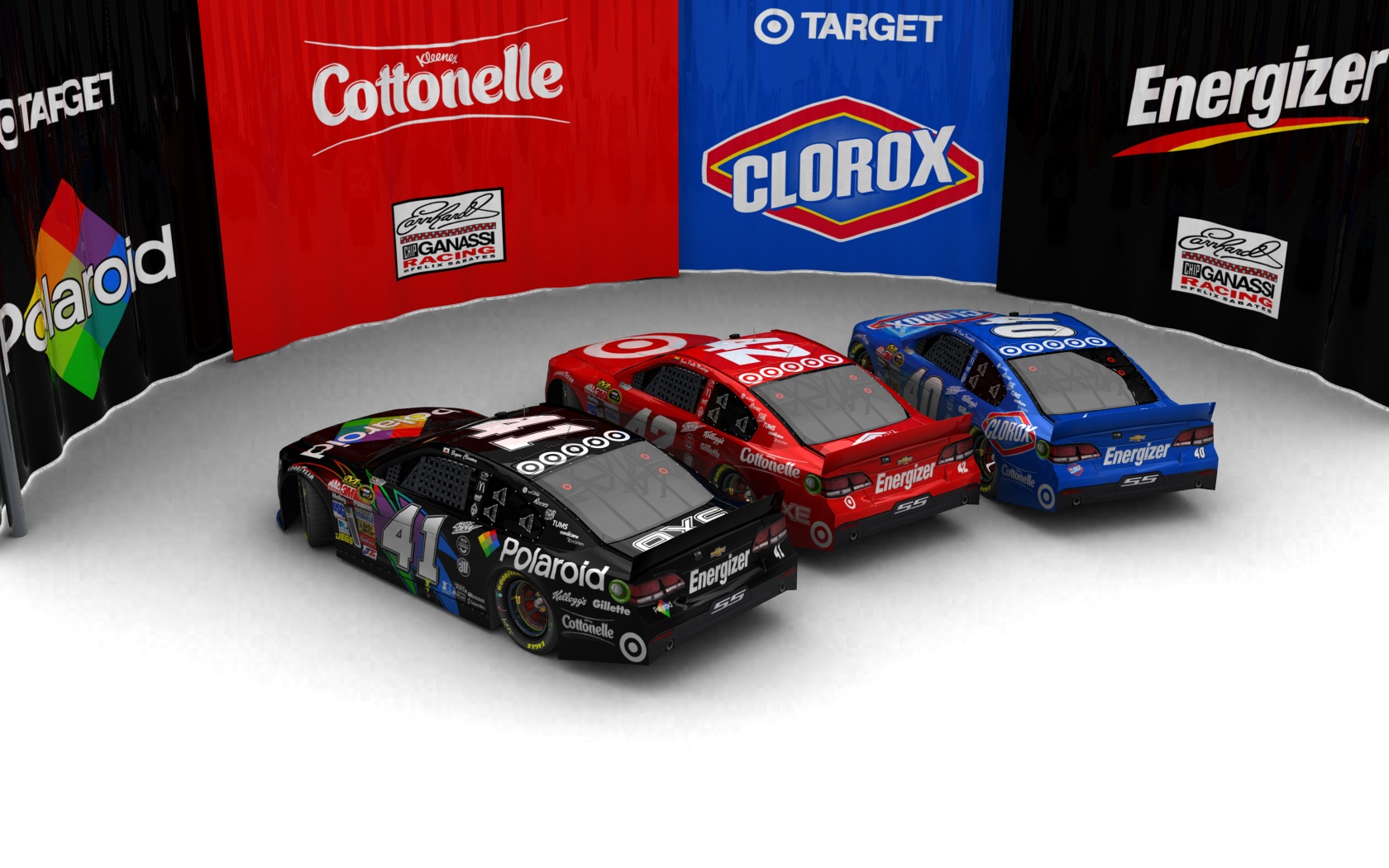 2013 Earnhardt Ganassi Racing, Drei Fahrzeuge (Blick seitlich versetzt und erhöht von hinten)