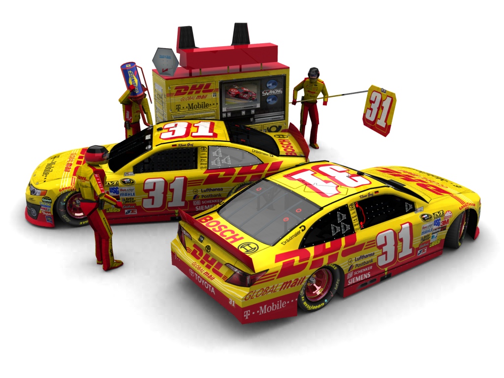 2013 Turner Scott Motorsports, #131, Klaus Graf, Toyota Camry XV50, Goodyear Eagle, DHL Global Mail (Seitlicher Blick auf zwei Fahrzeuge & Pitcrew)